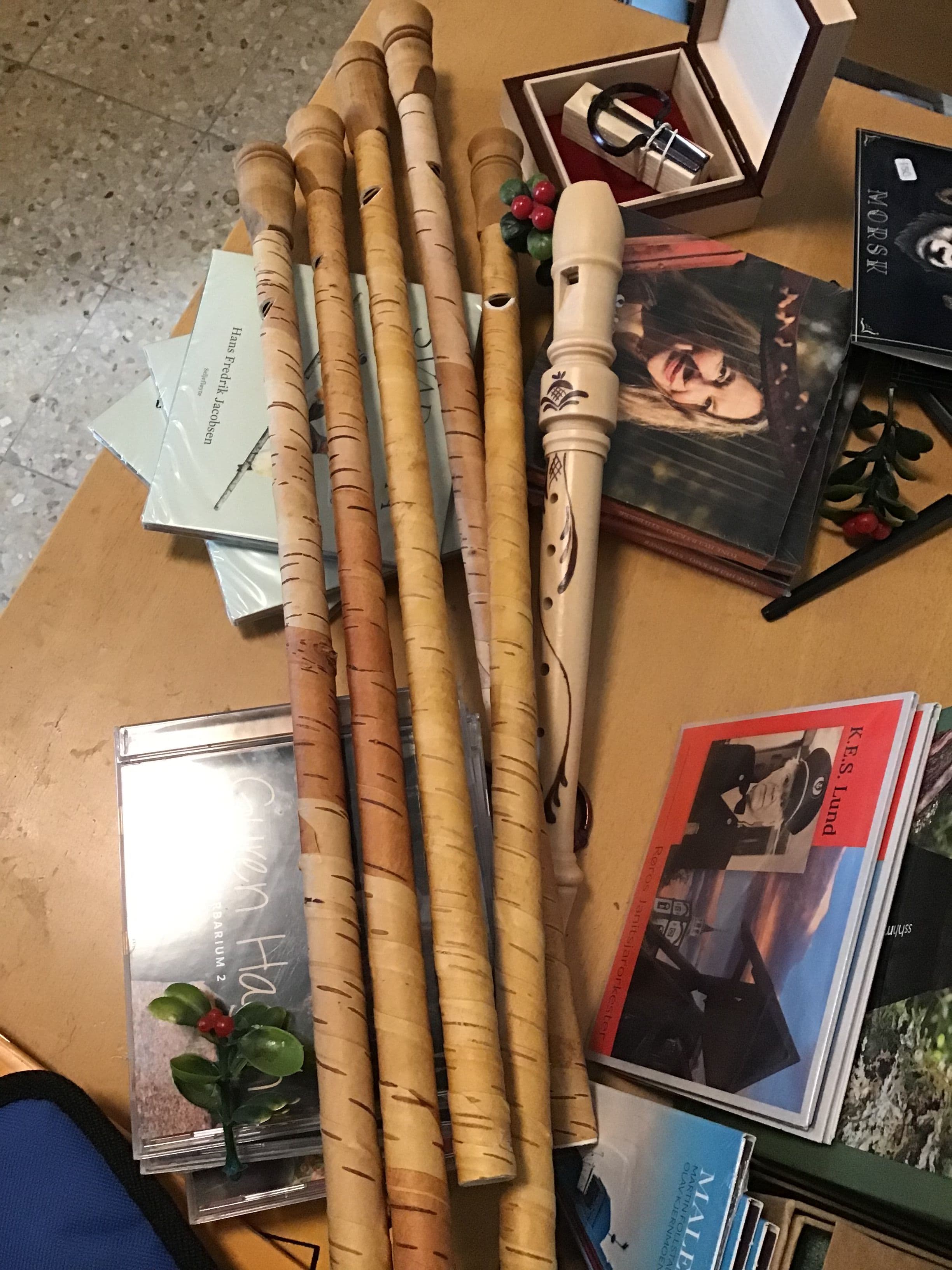 SELJEFLØYTER TIL TUSEN!